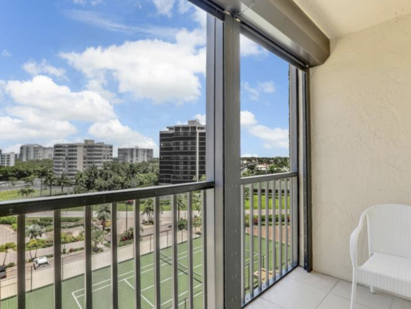6th floor views Gulf Front of Vanderbilt Beach 3 month rental